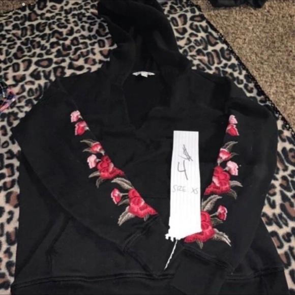 ae pullovers - Picture 3 of 3